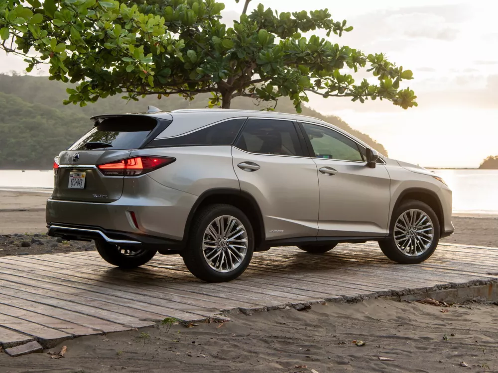 Автомобиль Lexus RX IV Рестайлинг Внедорожник (5 дверей) L