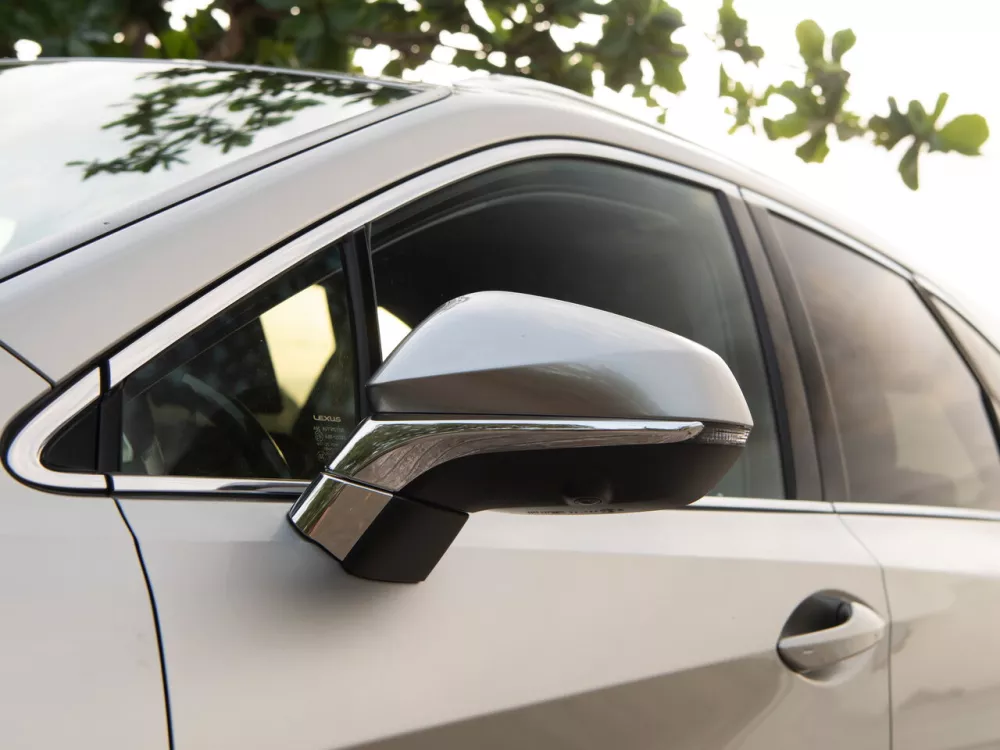 Автомобиль Lexus RX IV Рестайлинг Внедорожник (5 дверей) L