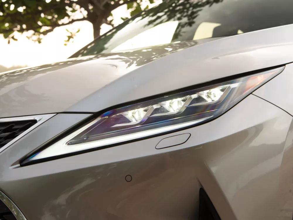 Автомобиль Lexus RX IV Рестайлинг Внедорожник (5 дверей) L
