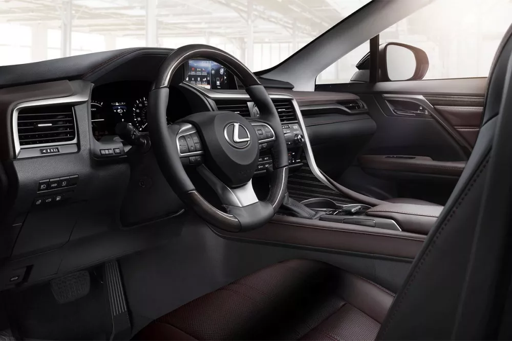 Автомобиль Lexus RX IV Внедорожник (5 дверей)