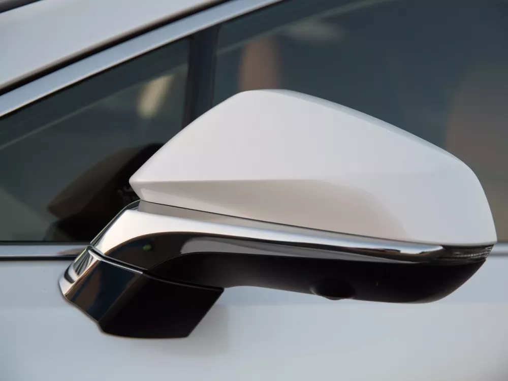 Автомобиль Lexus RX IV Внедорожник (5 дверей)
