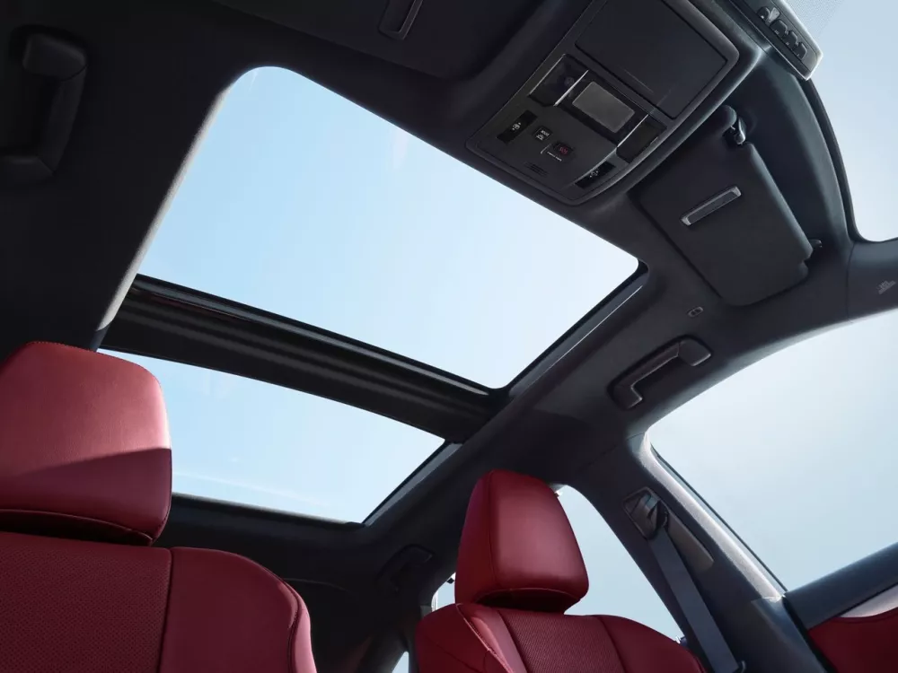 Автомобиль Lexus RX IV Внедорожник (5 дверей)