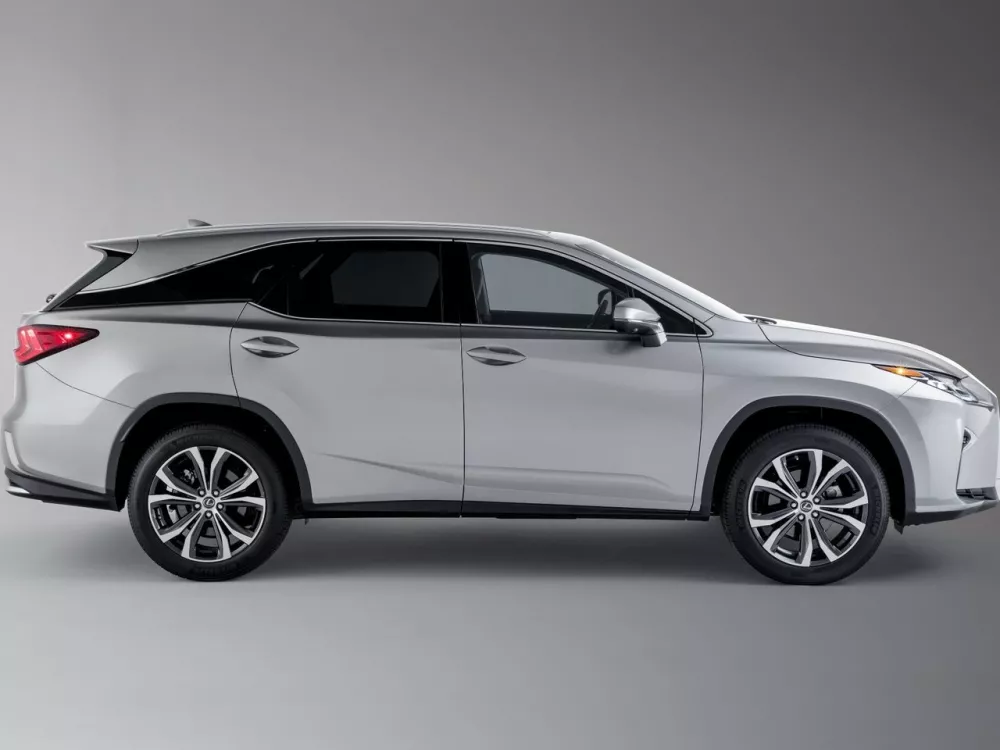 Автомобиль Lexus RX IV Внедорожник (5 дверей) L
