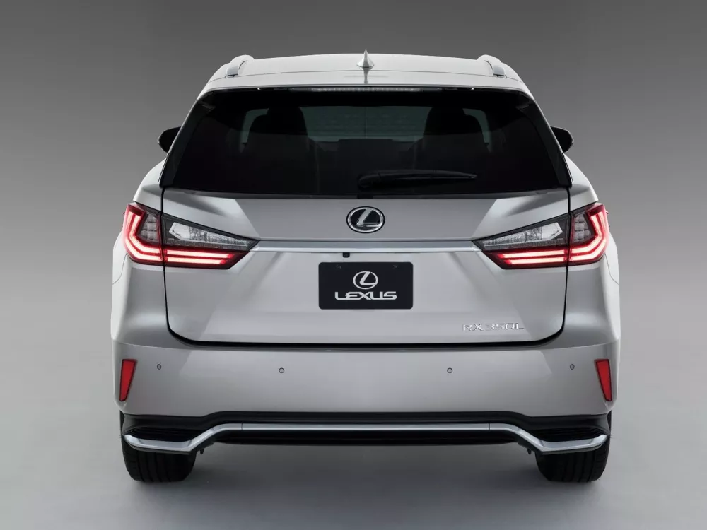 Автомобиль Lexus RX IV Внедорожник (5 дверей) L