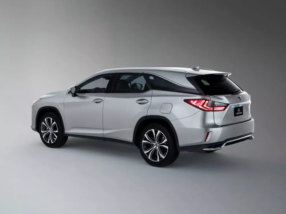 Автомобиль Lexus RX IV Внедорожник (5 дверей) L