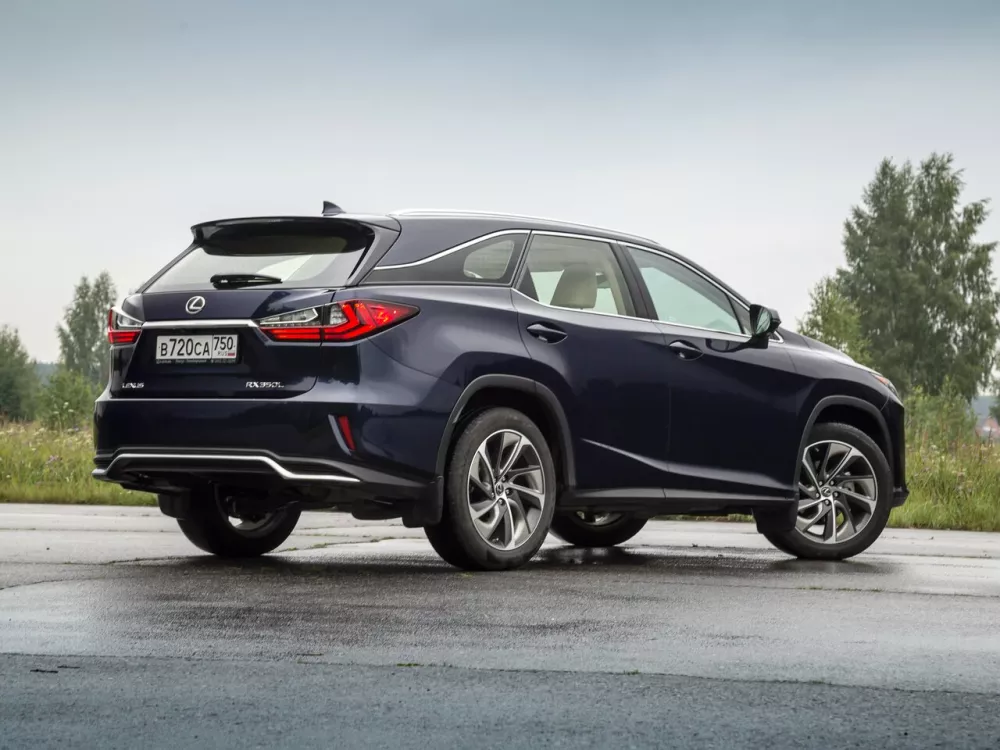Автомобиль Lexus RX IV Внедорожник (5 дверей) L