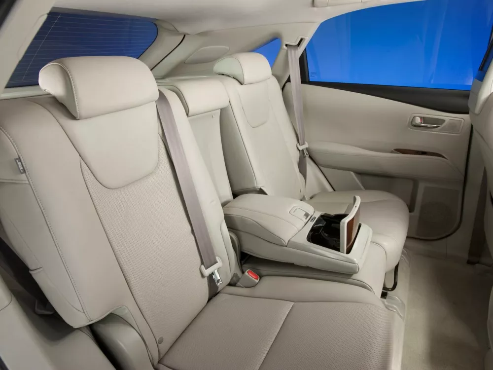 Автомобиль Lexus RX III Внедорожник (5 дверей)