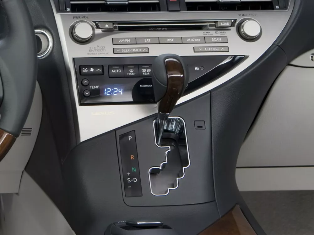 Автомобиль Lexus RX III Внедорожник (5 дверей)