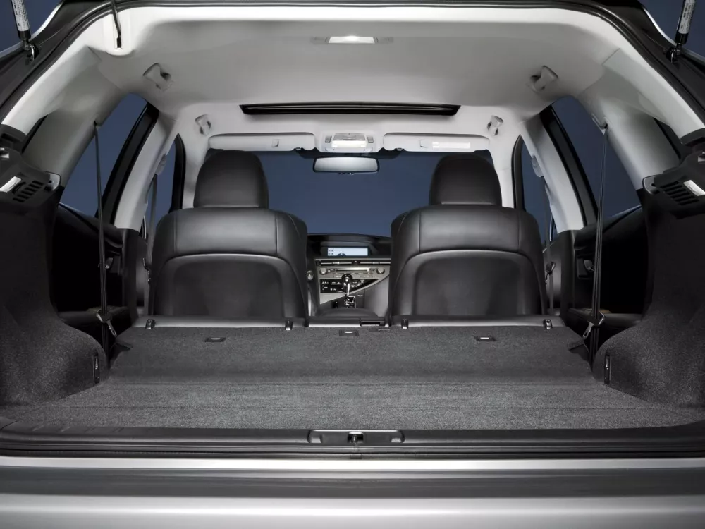 Автомобиль Lexus RX III Внедорожник (5 дверей)