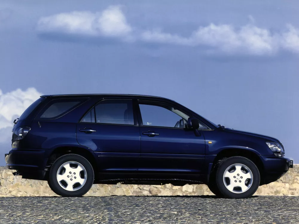 Автомобиль Lexus RX I Внедорожник (5 дверей)