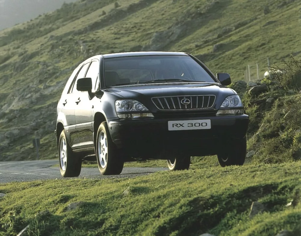 Автомобиль Lexus RX I Внедорожник (5 дверей)