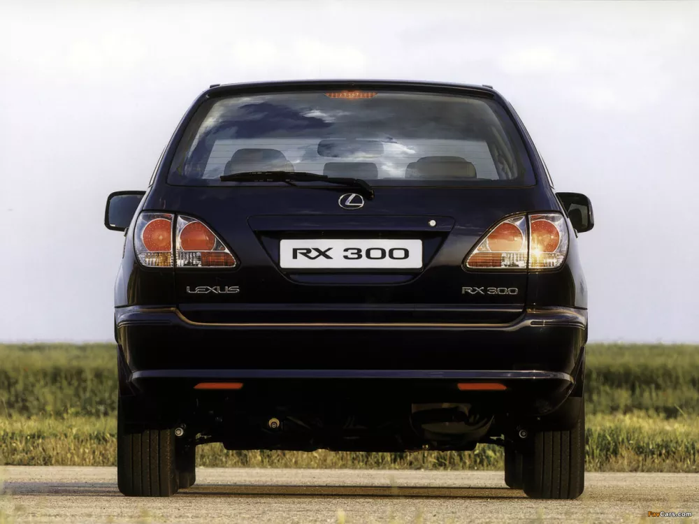 Автомобиль Lexus RX I Внедорожник (5 дверей)