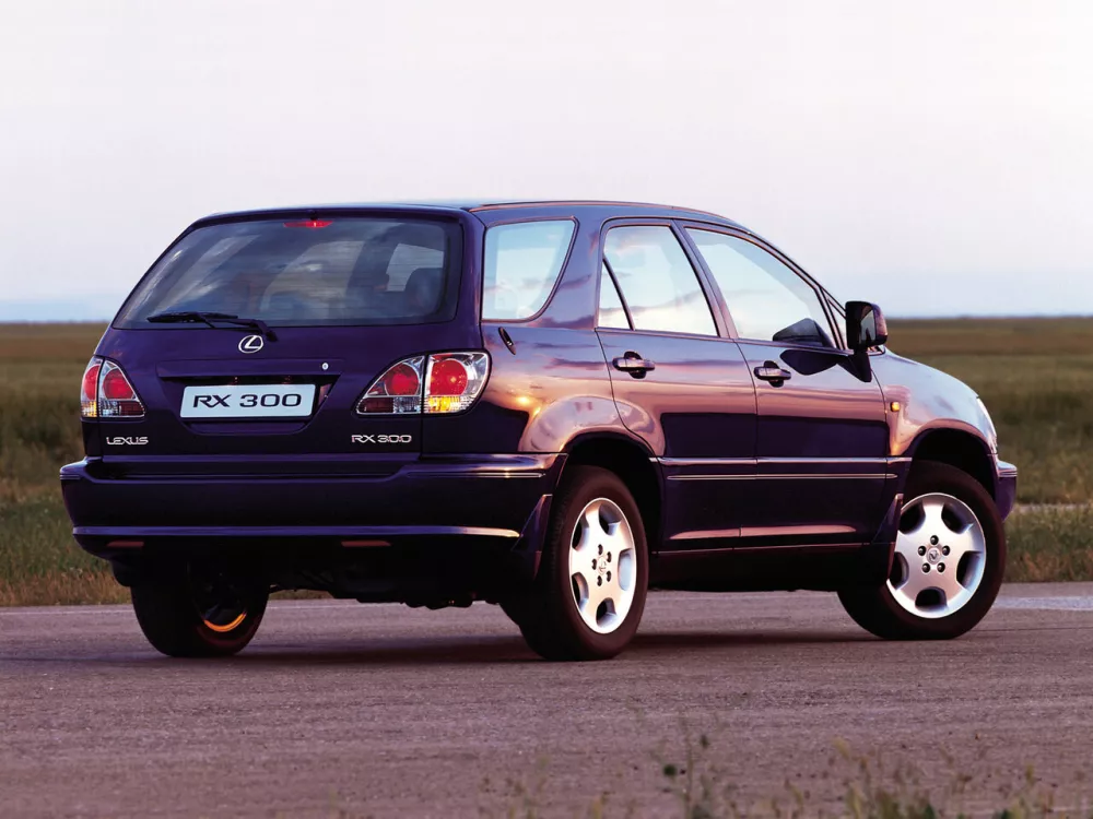 Автомобиль Lexus RX I Внедорожник (5 дверей)