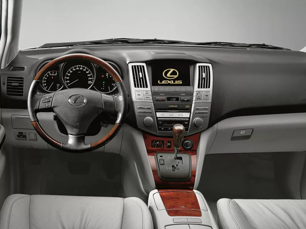 Автомобиль Lexus RX II Внедорожник (5 дверей)