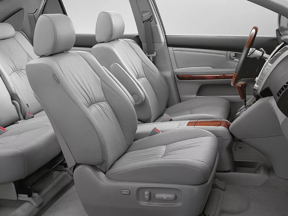 Автомобиль Lexus RX II Внедорожник (5 дверей)