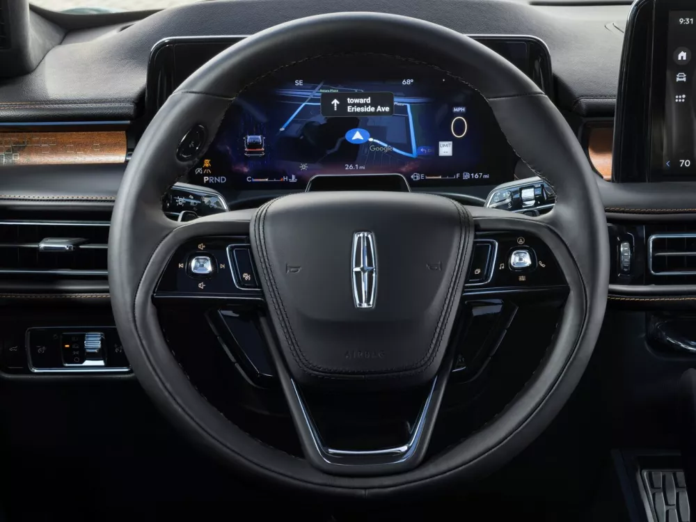 Автомобиль Lincoln Aviator II Рестайлинг Внедорожник (5 дверей)