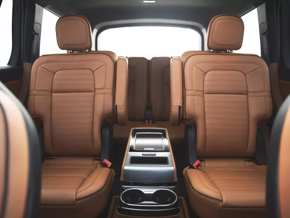Автомобиль Lincoln Aviator II Внедорожник (5 дверей)