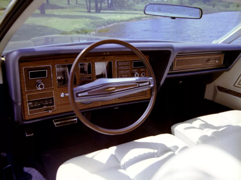 Автомобиль Lincoln Continental Mark IV Купе