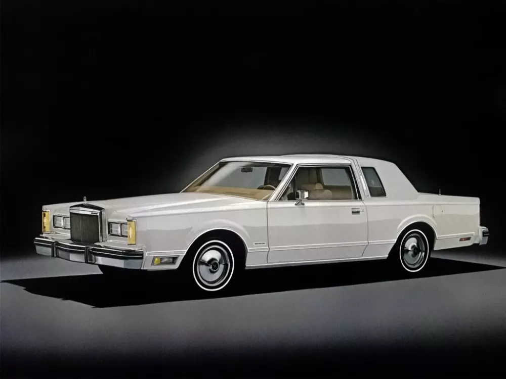 Автомобиль Lincoln Continental VI Купе