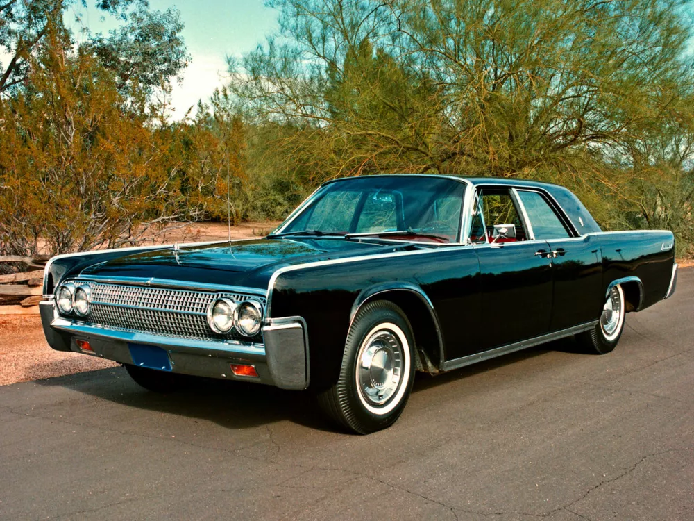 Автомобиль Lincoln Continental IV Седан
