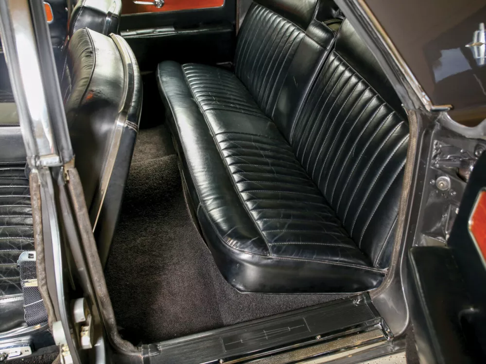 Автомобиль Lincoln Continental IV Седан
