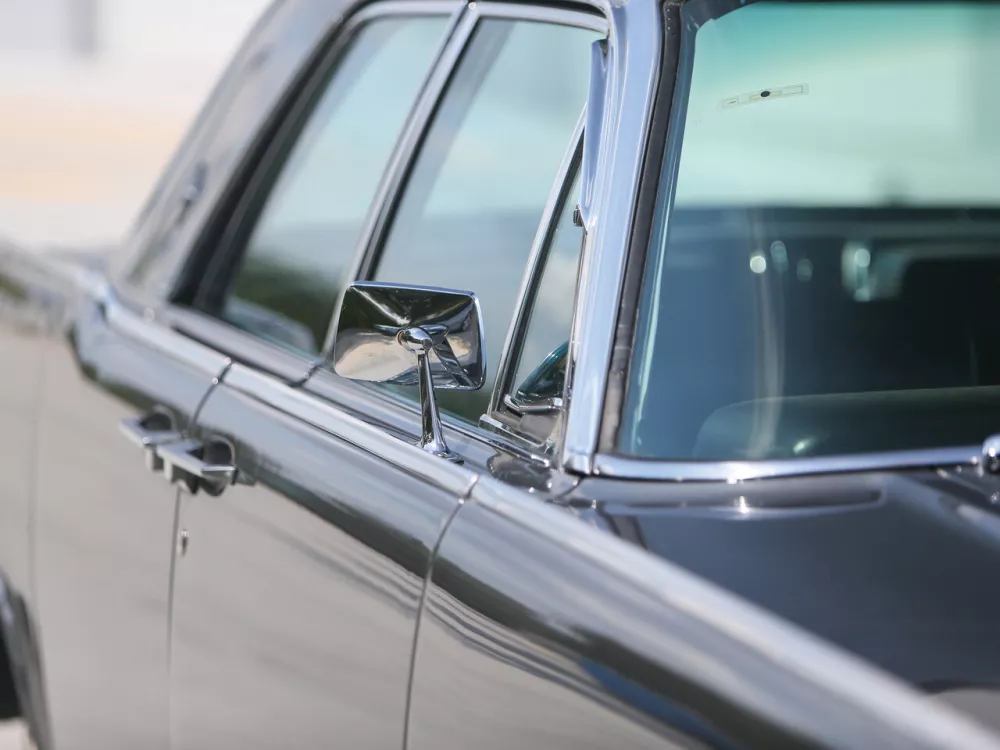 Автомобиль Lincoln Continental IV Седан