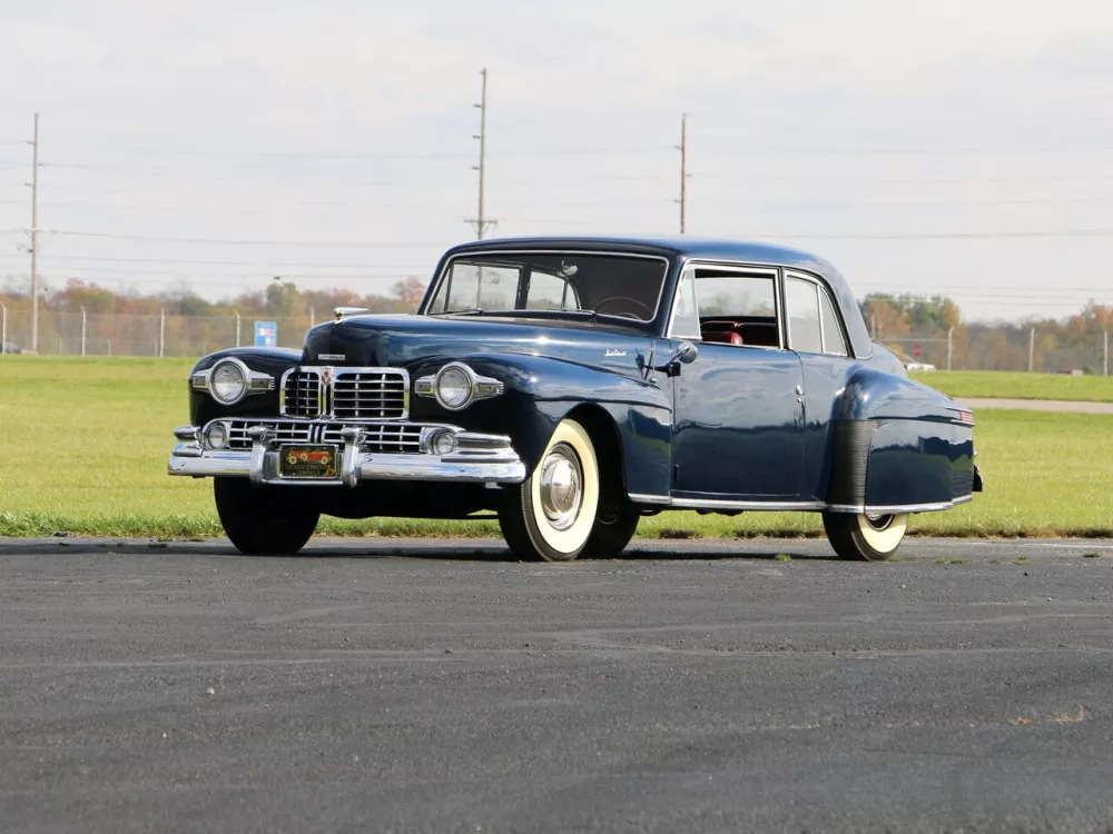 Автомобиль Lincoln Continental I Рестайлинг 2 Купе