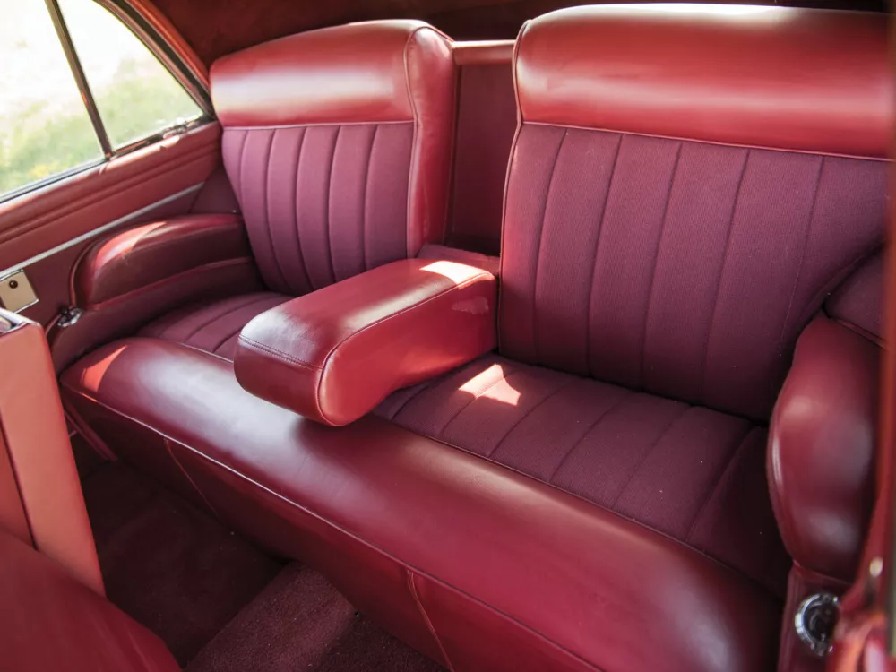 Автомобиль Lincoln Continental I Рестайлинг 2 Купе
