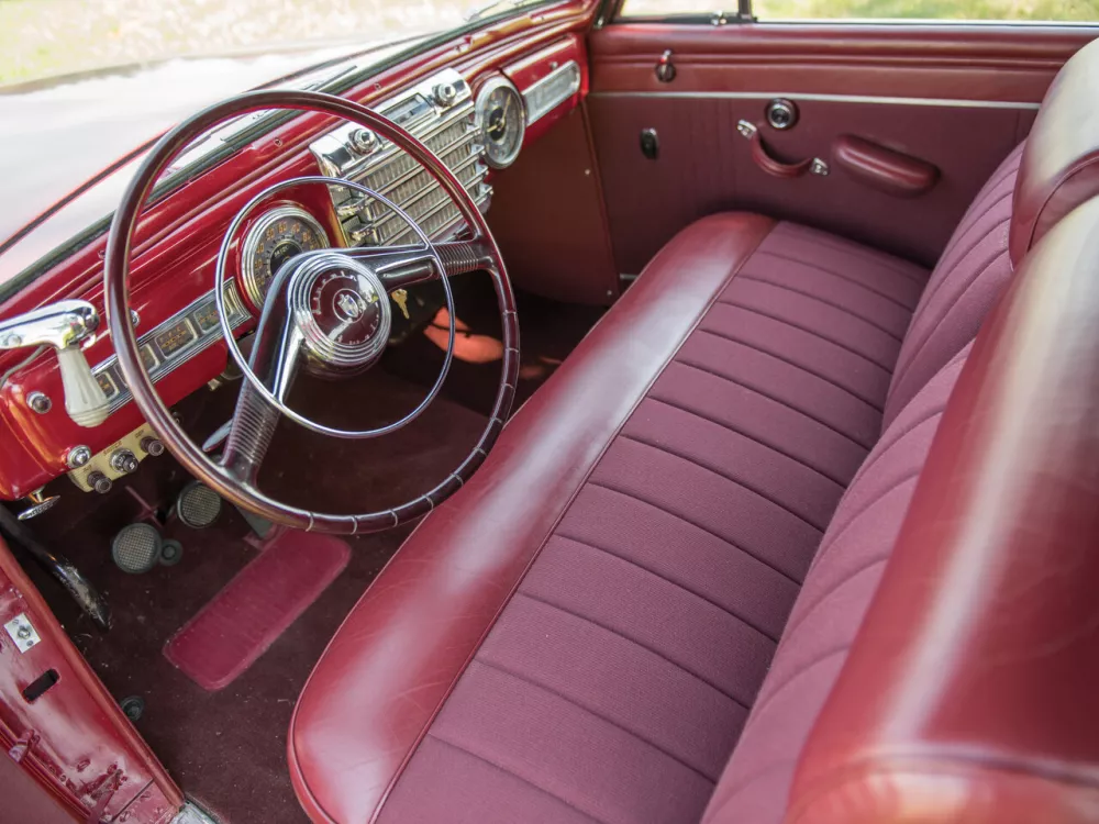 Автомобиль Lincoln Continental I Рестайлинг 2 Купе