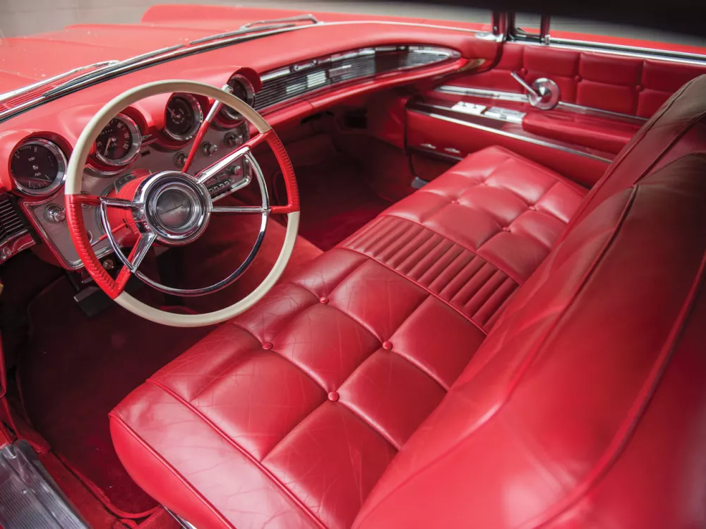 Автомобиль Lincoln Continental III (Mark V) Кабриолет