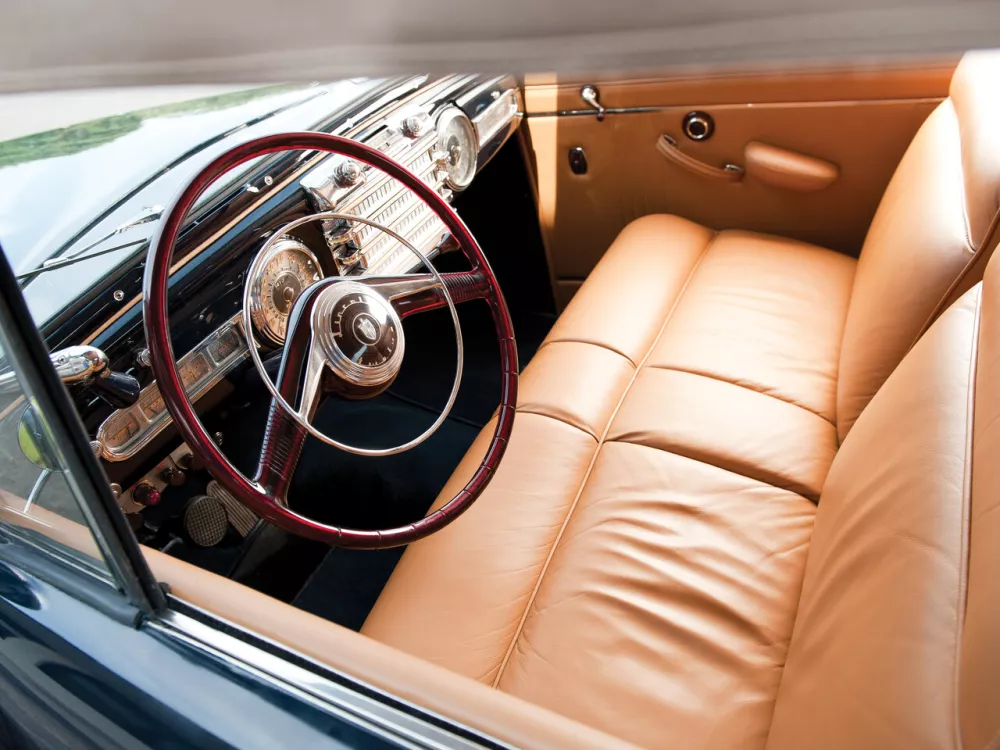 Автомобиль Lincoln Continental I Рестайлинг 2 Кабриолет