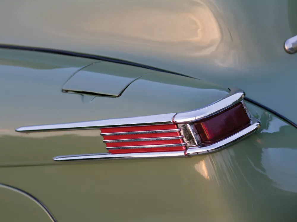 Автомобиль Lincoln Continental I Рестайлинг 2 Кабриолет