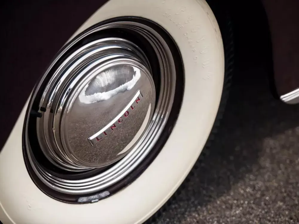 Автомобиль Lincoln Continental I Рестайлинг Кабриолет