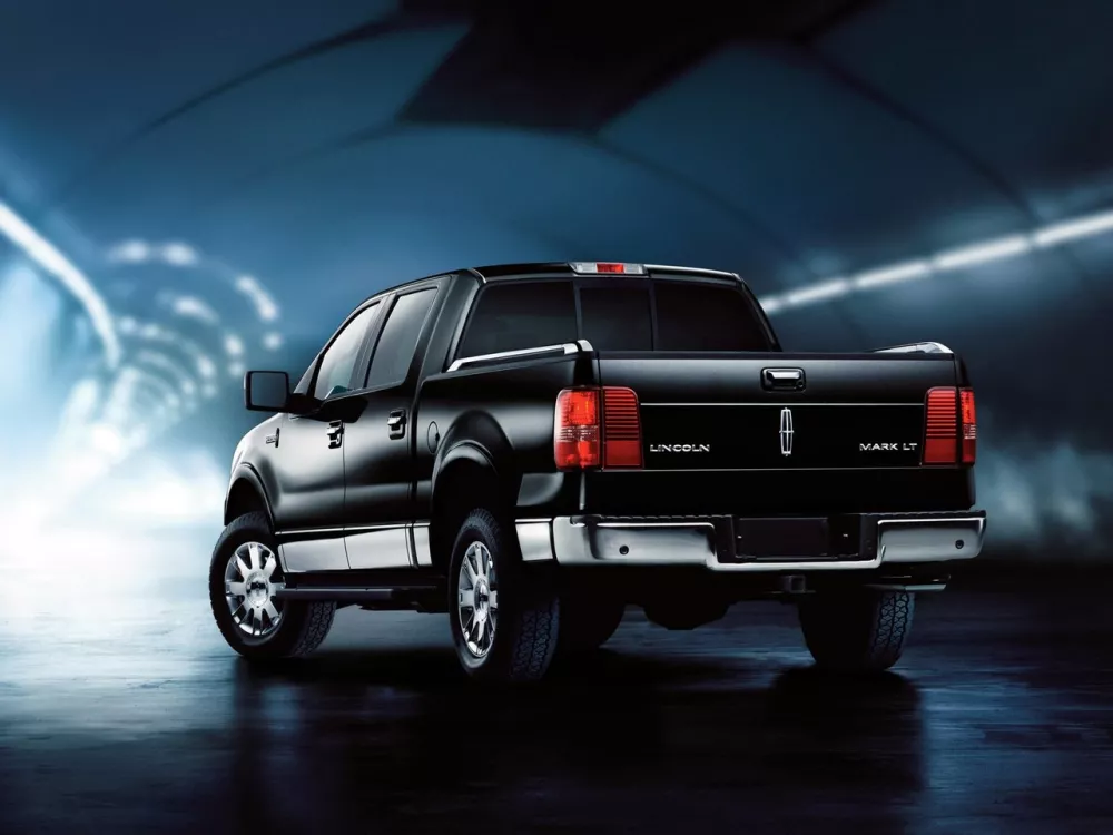 Автомобиль Lincoln Mark LT I Пикап Двойная кабина