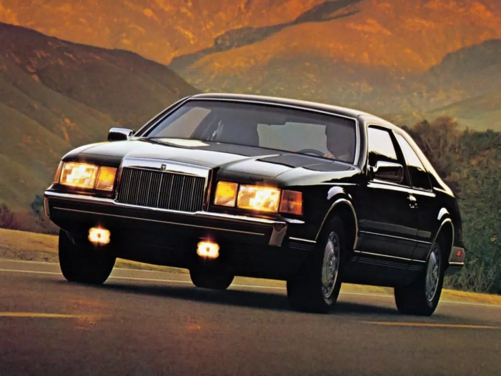 Автомобиль Lincoln Mark VII Купе