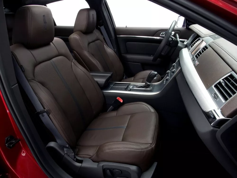 Автомобиль Lincoln MKS I Седан