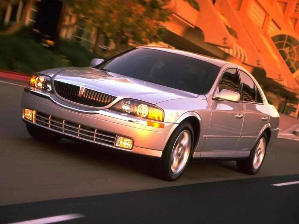 Автомобиль Lincoln LS I Седан