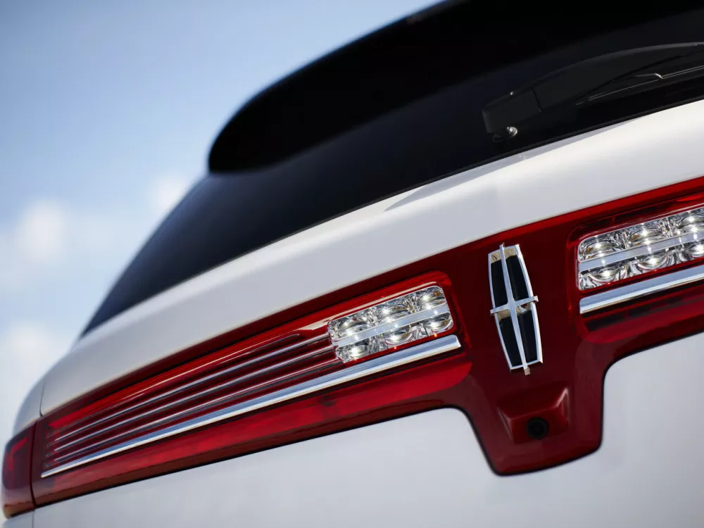 Автомобиль Lincoln MKT I Рестайлинг Внедорожник (5 дверей)