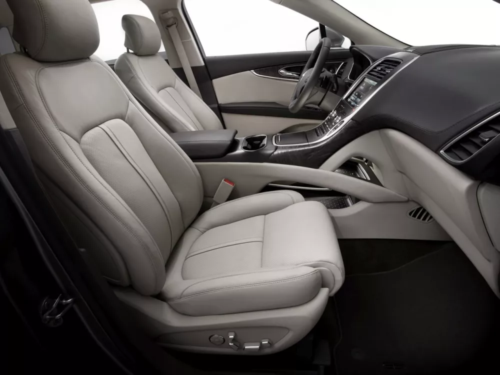 Автомобиль Lincoln MKX II Внедорожник (5 дверей)