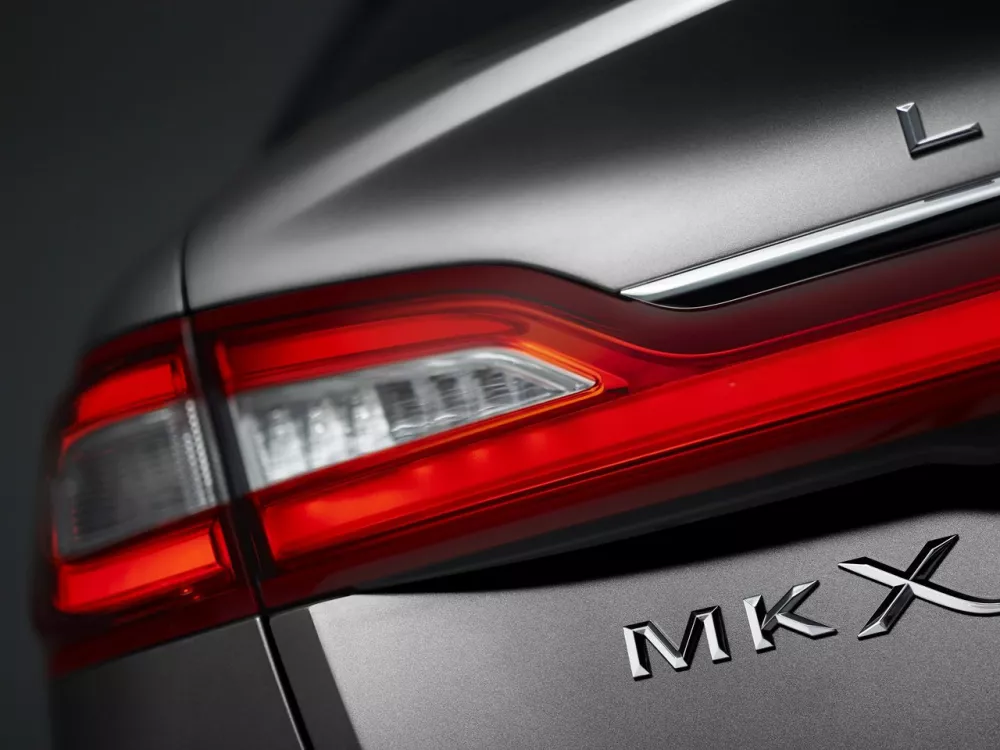 Автомобиль Lincoln MKX II Внедорожник (5 дверей)