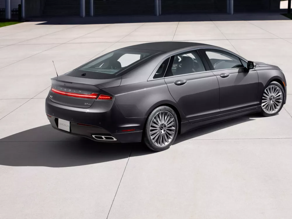 Автомобиль Lincoln MKZ II Седан