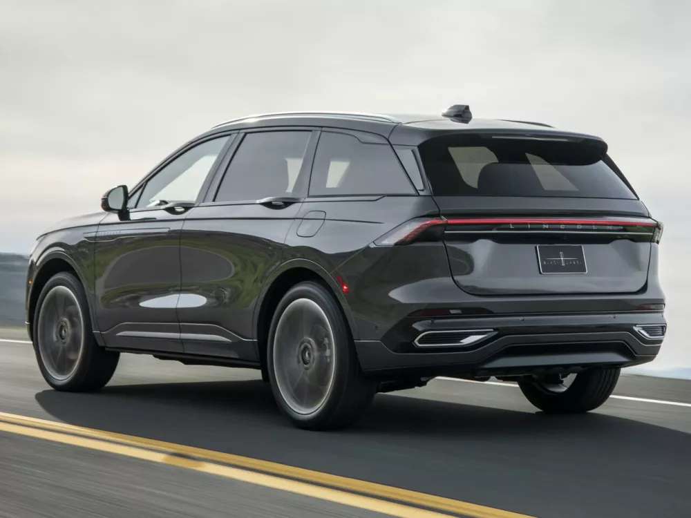 Автомобиль Lincoln Nautilus II Внедорожник (5 дверей)