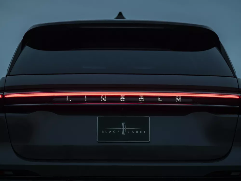 Автомобиль Lincoln Nautilus II Внедорожник (5 дверей)