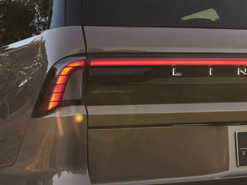 Автомобиль Lincoln Navigator V Внедорожник (5 дверей)