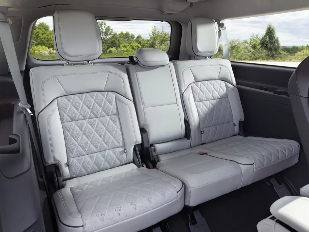 Автомобиль Lincoln Navigator V Внедорожник (5 дверей) L