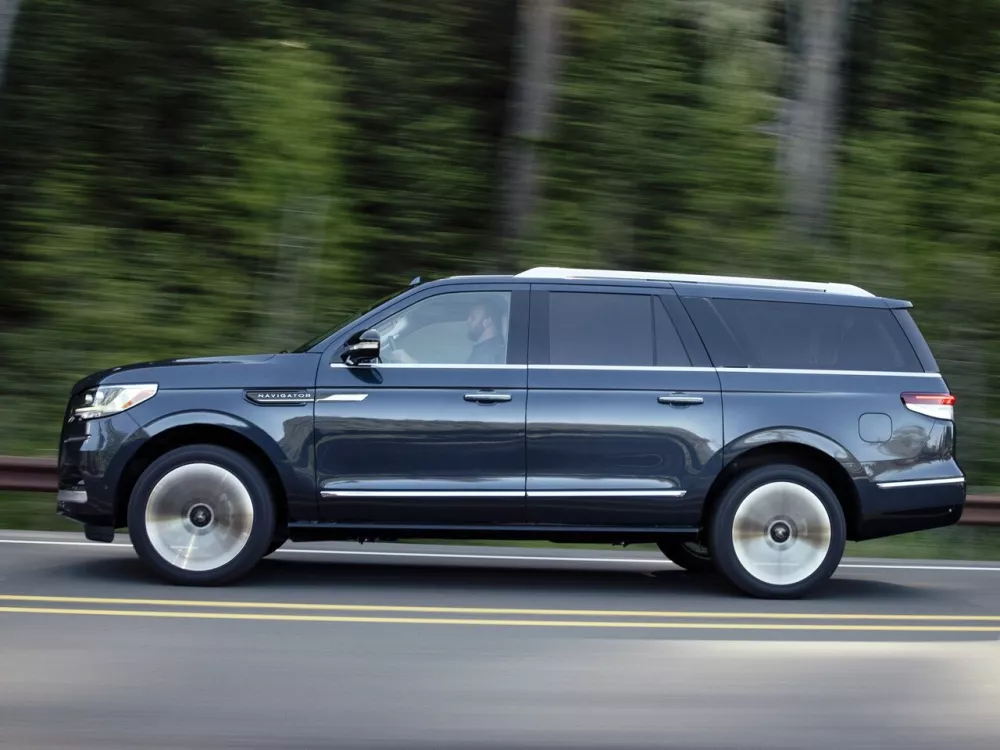 Автомобиль Lincoln Navigator IV Рестайлинг Внедорожник (5 дверей) L