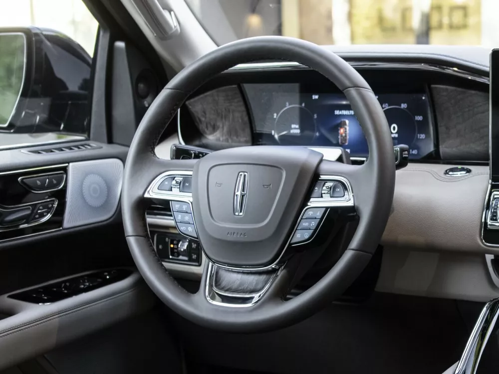Автомобиль Lincoln Navigator IV Рестайлинг Внедорожник (5 дверей) L