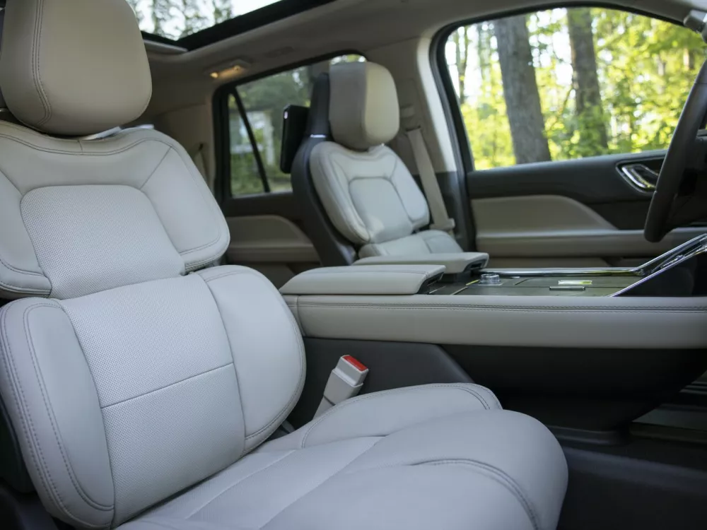 Автомобиль Lincoln Navigator IV Рестайлинг Внедорожник (5 дверей) L
