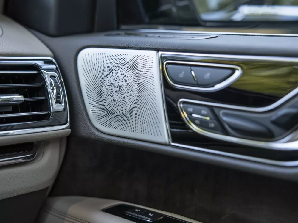 Автомобиль Lincoln Navigator IV Рестайлинг Внедорожник (5 дверей) L