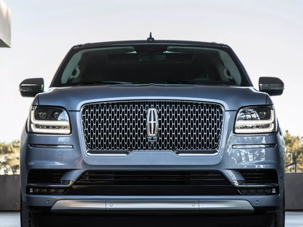 Автомобиль Lincoln Navigator IV Внедорожник (5 дверей)